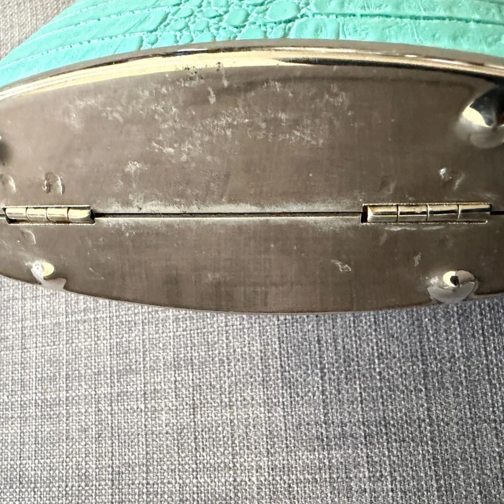N/A stylish turquoise